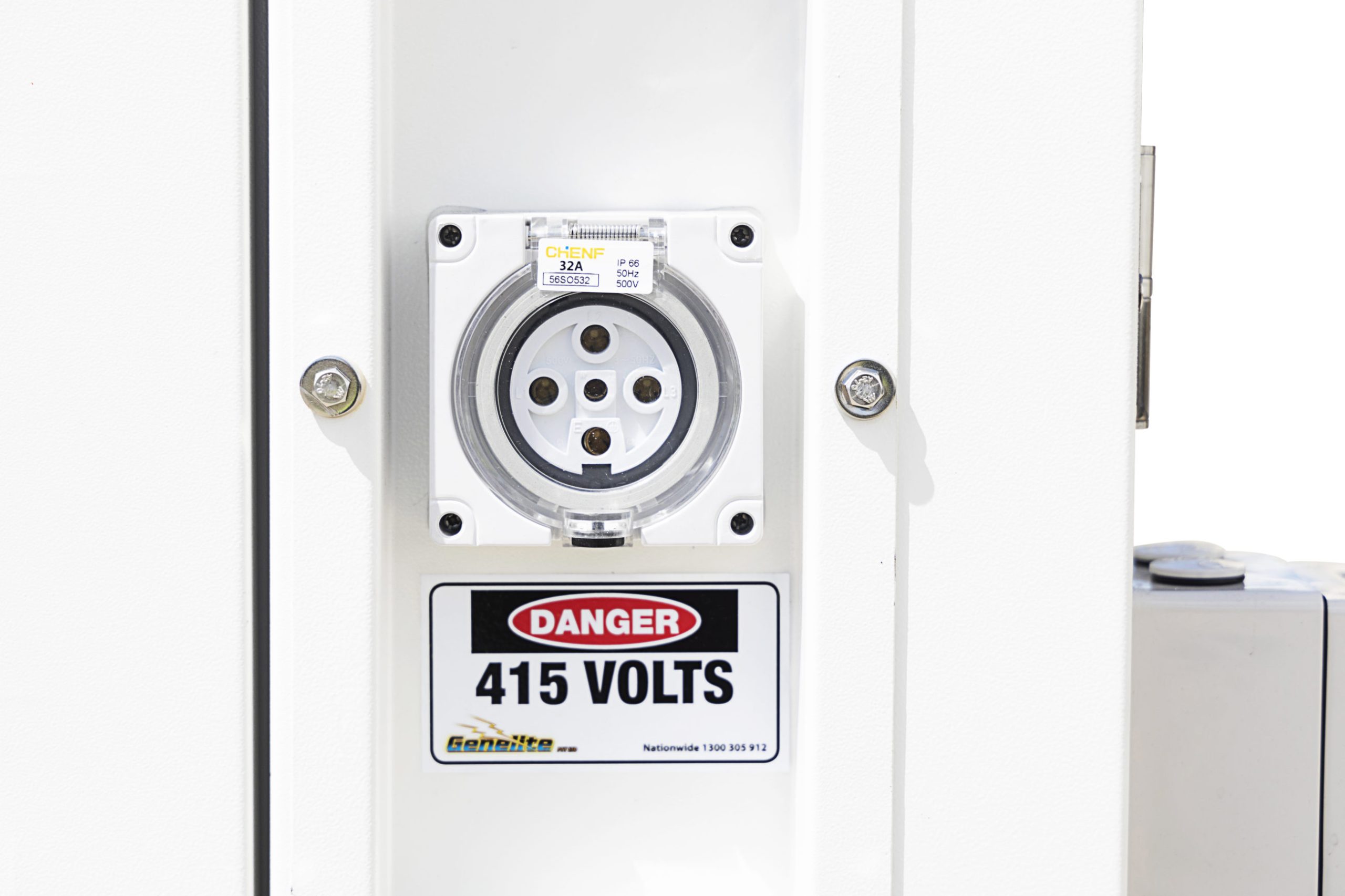 HYUNDAI 14KVA 3 PHASE DIESEL GENERATOR DHY14KSE-3 - FREIGHT QUOTED SEPARATELY - Image 3